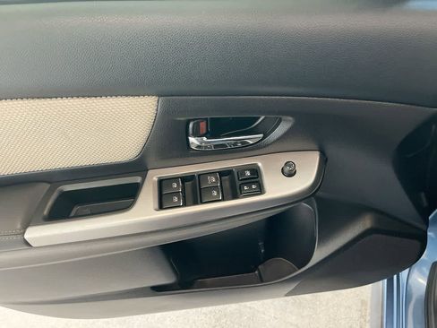 Used 2016 Subaru Crosstrek 2.0i Premium w/ Moonroof Package image 12