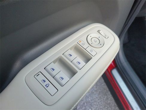 Used 2025 Hyundai Santa Fe Calligraphy image 17