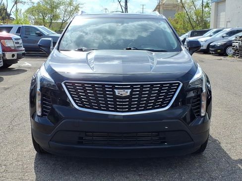 Used 2019 Cadillac XT4 Luxury w/ Cold Weather Package AWD/4WD image 8
