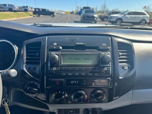 Used 2012 Toyota Tacoma 4x4 Access Cab V6 w/ Convenience Pkg image 14