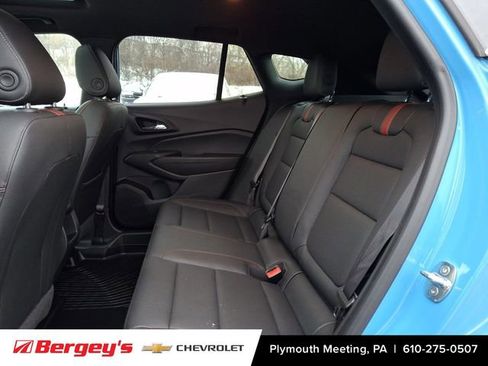 Certified 2024 Chevrolet Trax RS w/ Sunroof Package image 12