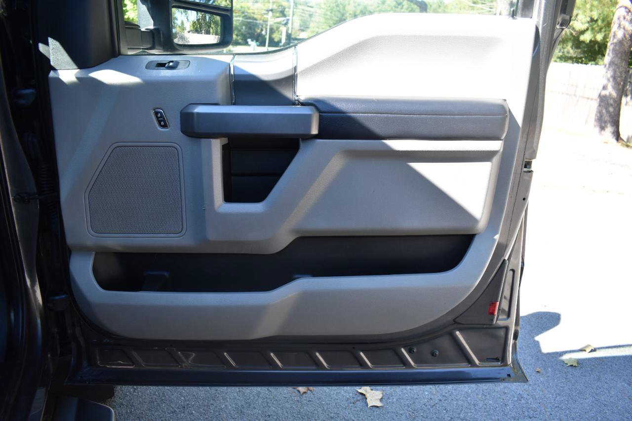 Used 2018 Ford F250 XLT w/ XLT Premium Package AWD/4WD image 23