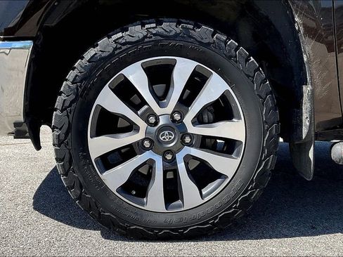 Used 2019 Toyota Tundra Limited image 8