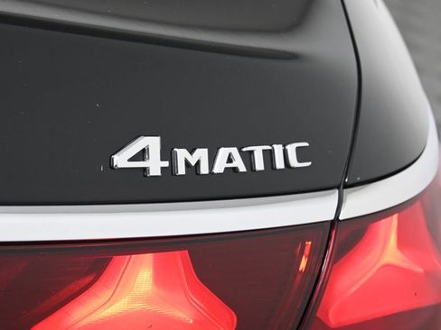 Certified 2025 Mercedes-Benz E 350 4MATIC Sedan image 37