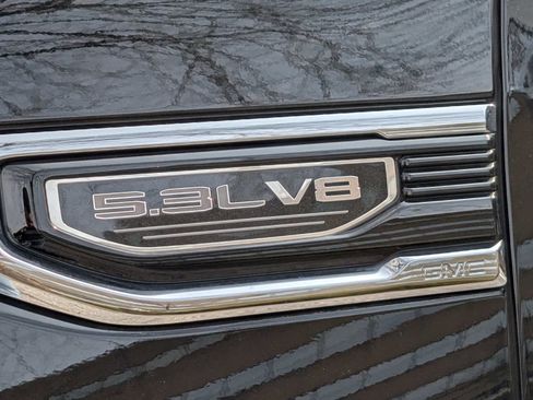 Used 2021 GMC Sierra 1500 SLT w/ SLT Premium Package image 7