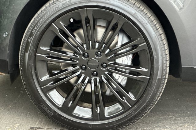 New 2026 Land Rover Range Rover SE AWD/4WD image 24