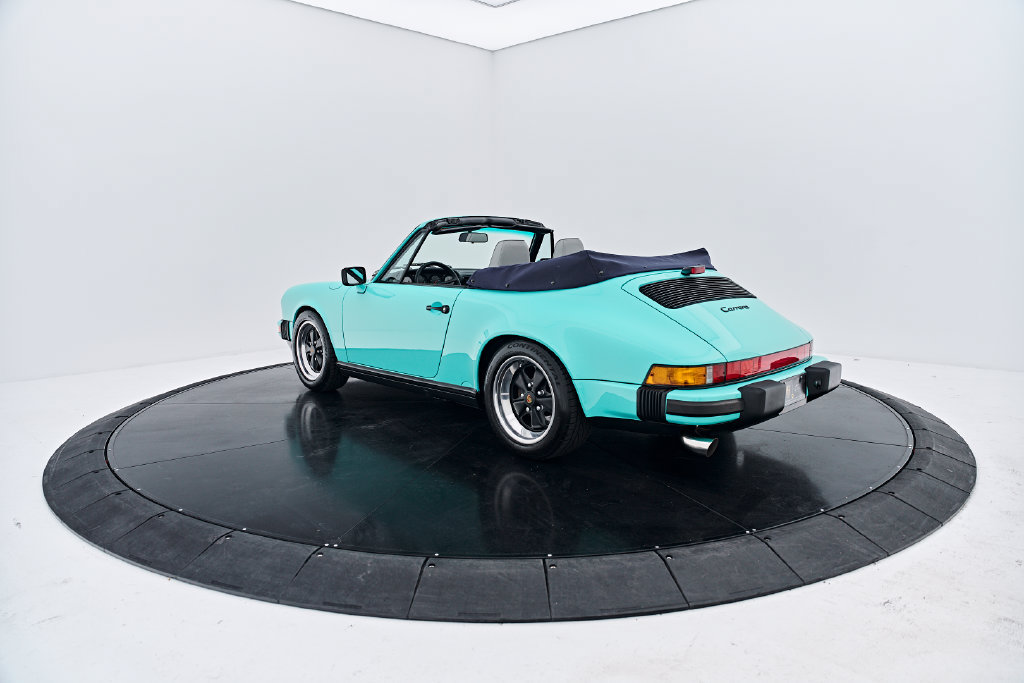 Used 1988 Porsche 911 Carrera RWD image 13