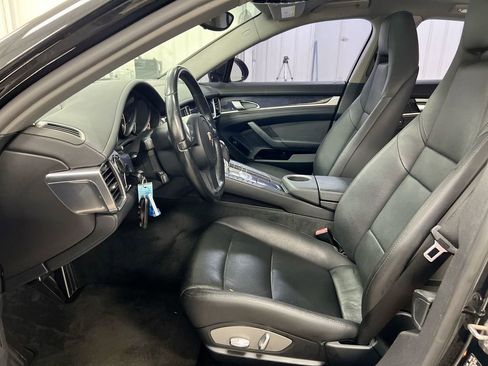 Used 2011 Porsche Panamera 4 image 20