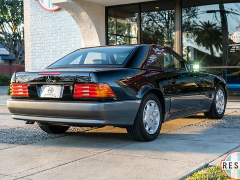 Used 1990 Mercedes-Benz 300 SL image 6