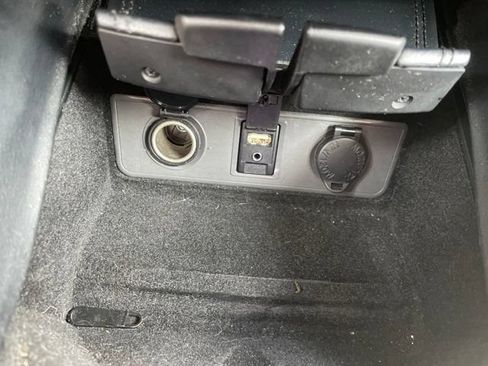 Used 2013 Toyota Avalon XLE Touring FWD image 40