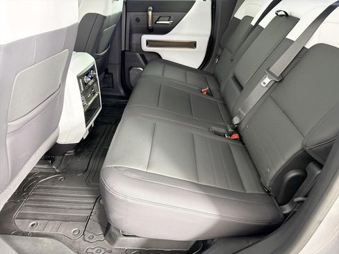 Used 2025 GMC Hummer EV 2X AWD/4WD image 19