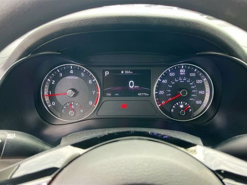 Used 2023 Kia Forte LXS w/ LXS Technology Package FWD image 12