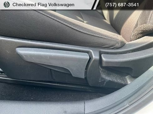 Used 2024 Nissan Sentra SV FWD image 22