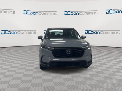 Used 2023 Honda CR-V LX image 3