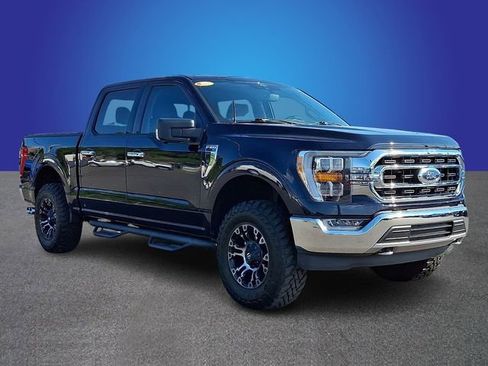 Used 2021 Ford F150 XLT w/ Equipment Group 302A High AWD/4WD image 3