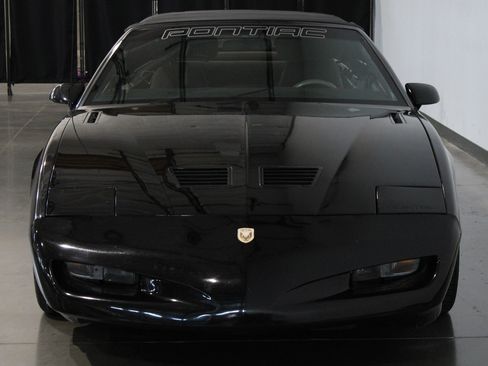 Used 1992 Pontiac Firebird Convertible RWD image 22