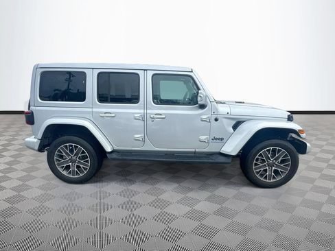 Certified 2023 Jeep Wrangler Unlimited Sahara AWD/4WD image 5