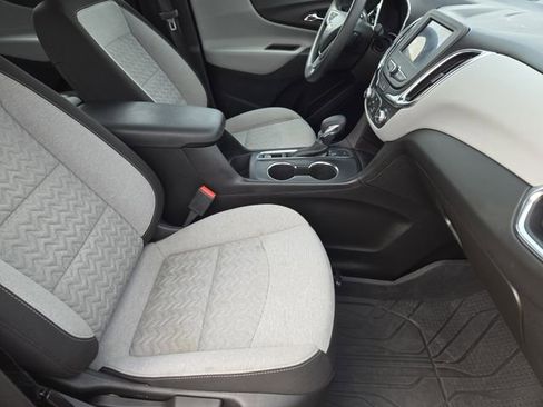 Used 2022 Chevrolet Equinox LS w/ LPO, Floor Liner Package image 15