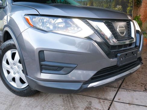 Used 2017 Nissan Rogue S image 7