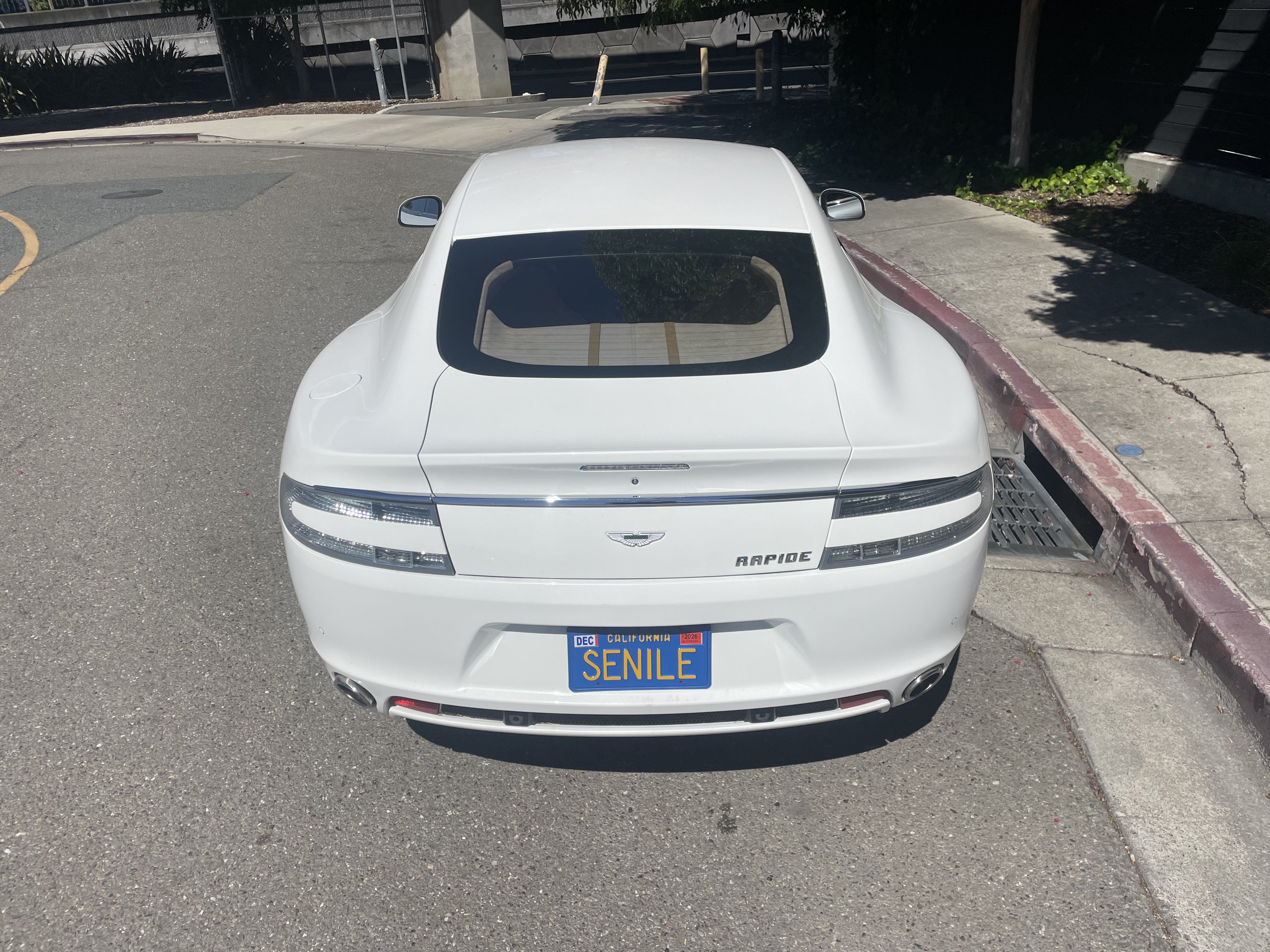 Used 2012 Aston Martin Rapide RWD image 8