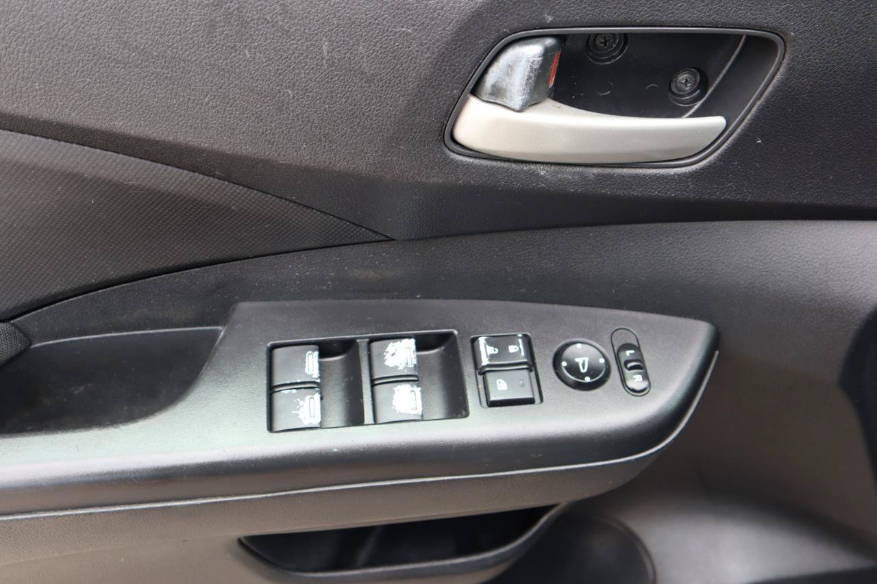 Used 2014 Honda CR-V LX image 11
