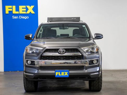 Used 2014 Toyota 4Runner Limited image 8