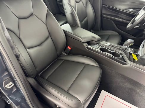 Used 2022 Cadillac CT4 Luxury w/ Sun And Sound Package image 37