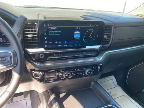 Used 2025 Chevrolet Silverado 3500 LTZ w/ LTZ Plus Package AWD/4WD image 15
