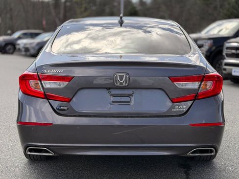 Used 2019 Honda Accord Touring image 4