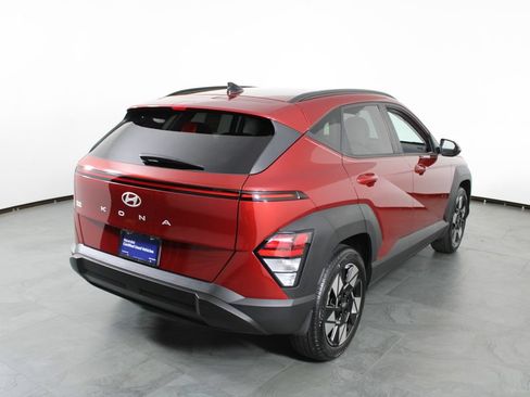 Certified 2025 Hyundai Kona SEL FWD image 4