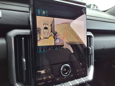 New 2026 GMC Acadia Elevation w/ Black Edition FWD image 4