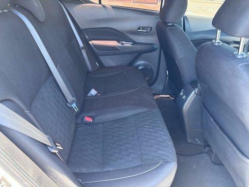 Used 2023 Nissan Kicks SV FWD image 12