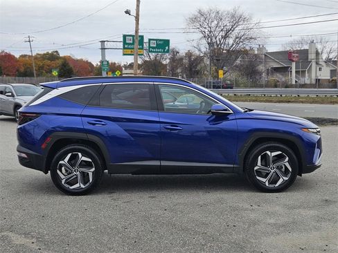 Used 2023 Hyundai Tucson Limited w/ Cargo Package image 6