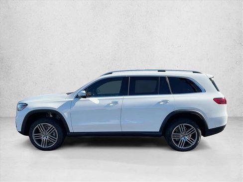 New 2025 Mercedes-Benz GLS 450 4MATIC image 5