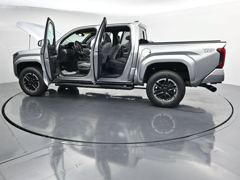 Used 2024 Toyota Tacoma TRD Sport w/ TRD Sport Upgrade Package AWD/4WD image 42