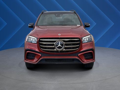 Used 2024 Mercedes-Benz GLS 450 4MATIC image 8