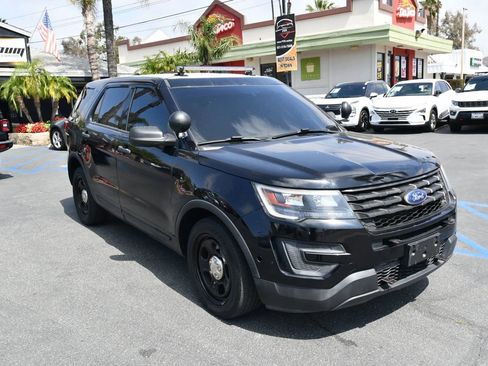 Used 2017 Ford Explorer 4WD Police Interceptor w/ 2-tone Vinyl Package #1 image 1