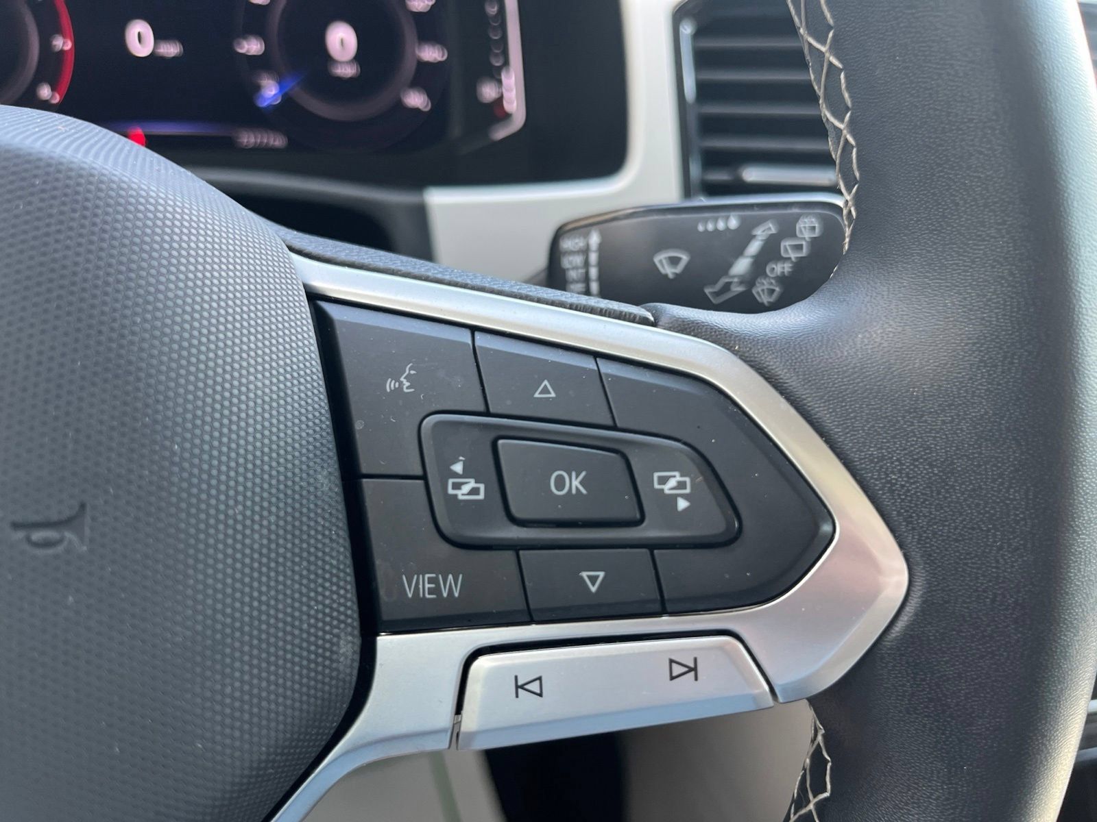 Used 2022 Volkswagen Atlas SE FWD image 15