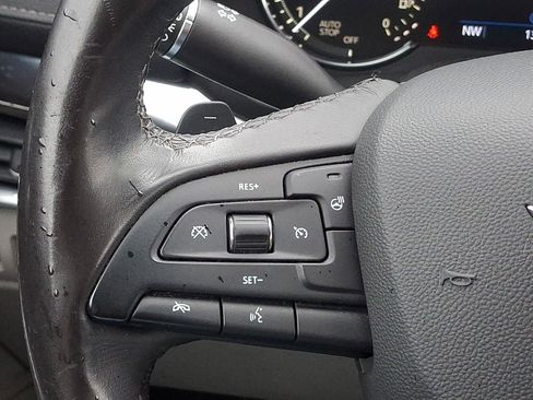Used 2019 Cadillac XT4 Luxury w/ Cold Weather Package AWD/4WD image 21