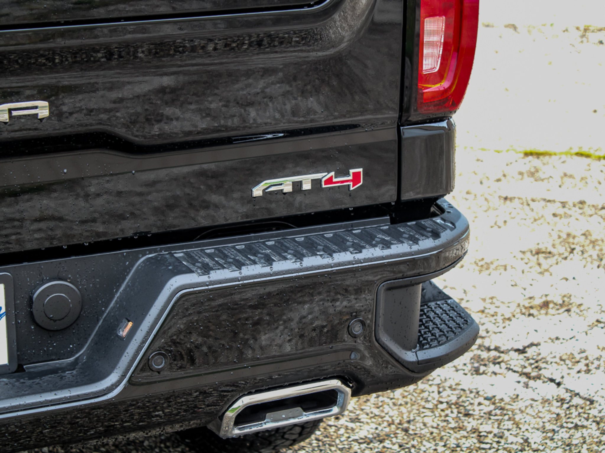 New 2026 GMC Sierra 1500 AT4 w/ Technology Package AWD/4WD image 18