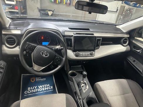 Used 2015 Toyota RAV4 XLE image 15
