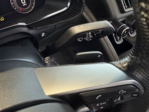 Used 2021 Audi R8 V10 w/ Premium Package image 37