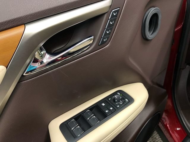 Used 2020 Lexus RX 350 AWD w/ Premium Package image 14