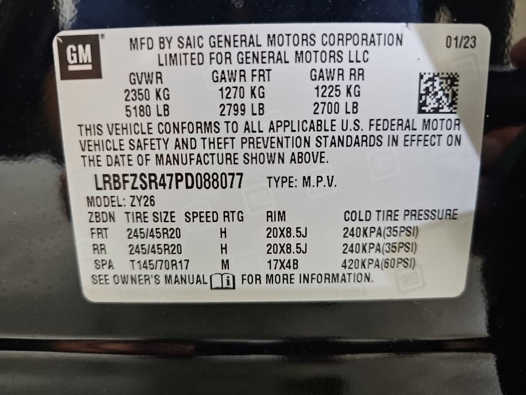 Used 2023 Buick Envision Avenir AWD/4WD image 25
