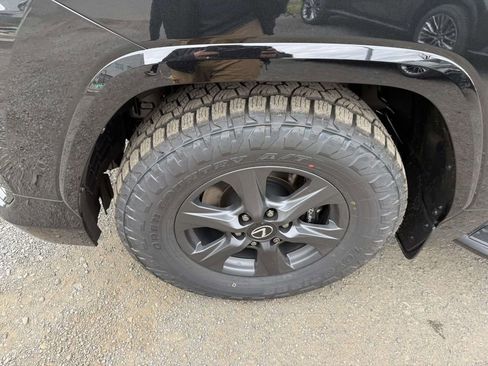 New 2025 Lexus LX 700h Overtrail image 7