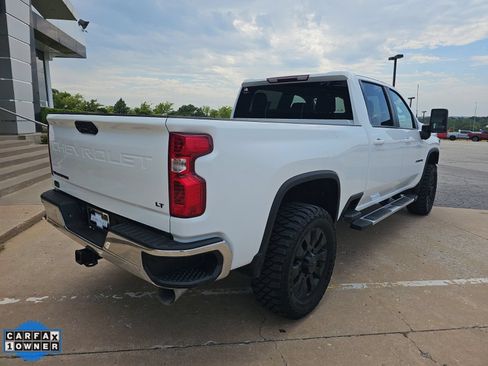 Used 2024 Chevrolet Silverado 2500 LT AWD/4WD image 4