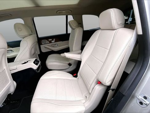 Used 2022 Mercedes-Benz GLS 450 4MATIC image 21