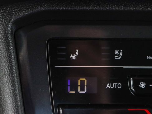 Used 2022 Volkswagen Tiguan SEL R-Line AWD/4WD image 21