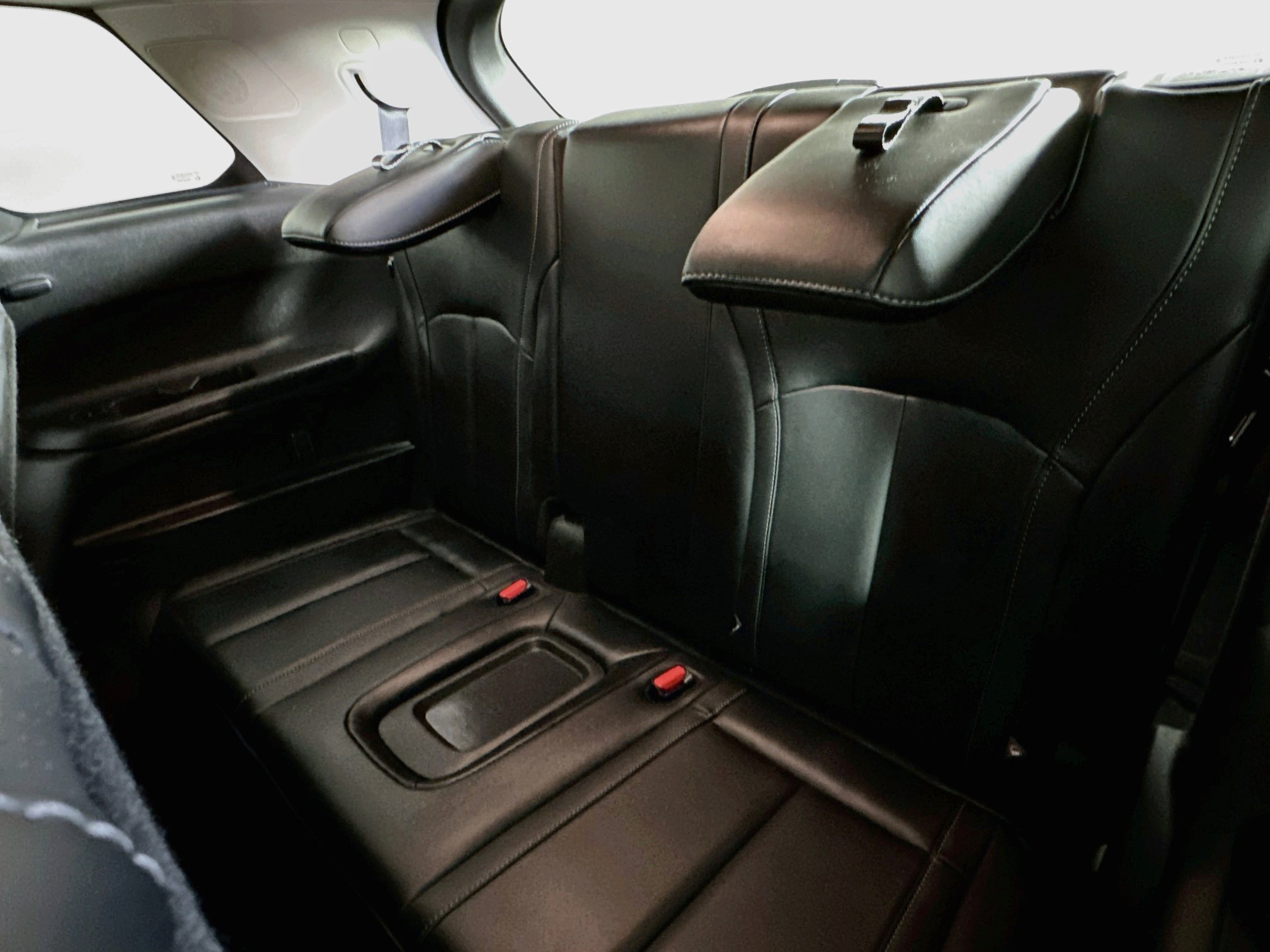 Used 2023 INFINITI QX60 Sensory w/ Vision Package AWD/4WD image 31