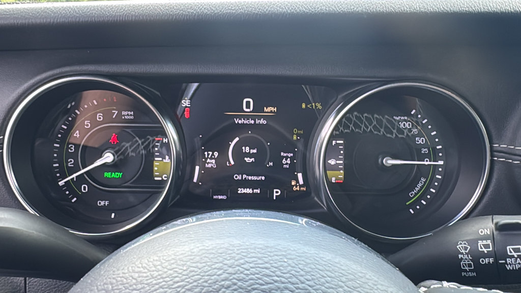 Used 2022 Jeep Wrangler Unlimited Sahara AWD/4WD image 16